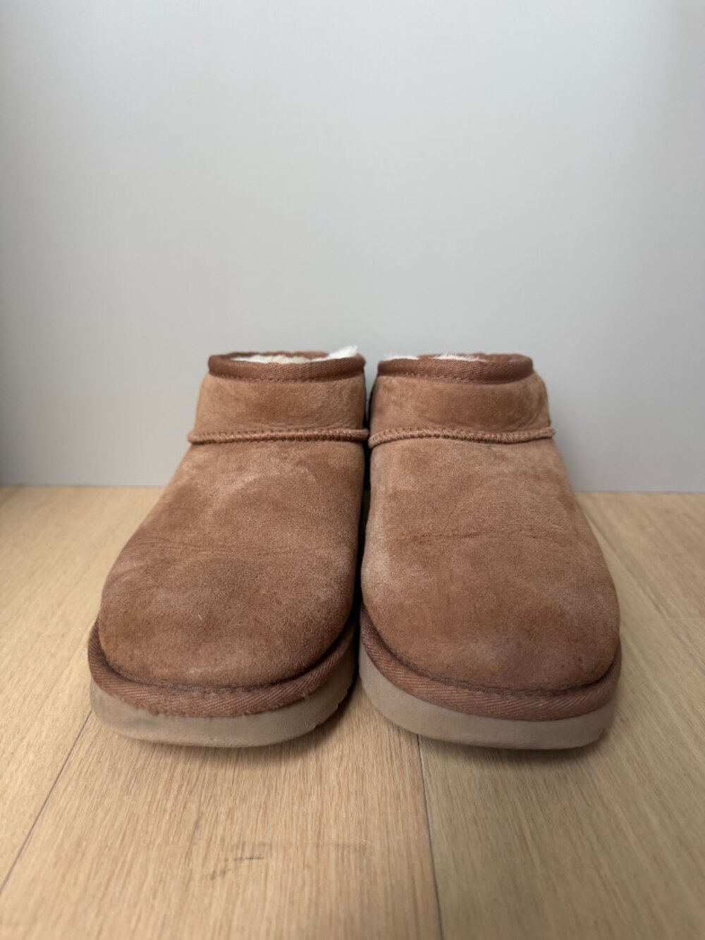 Ugg Classic Ultra Mini, Size 6 - Picture 2 of 6